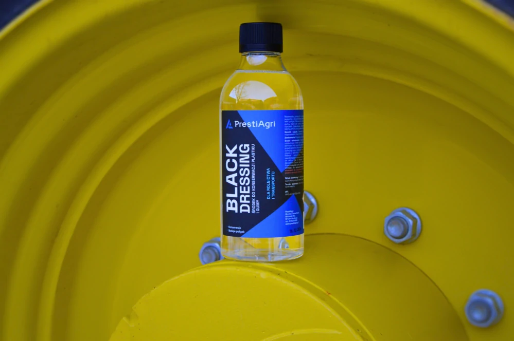 PrestiAgri Black Dressing - Konzervační prostředek na plasty a gumu | 500 ml